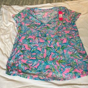 New with tags Lilly Pulitzer XXL tee shirt